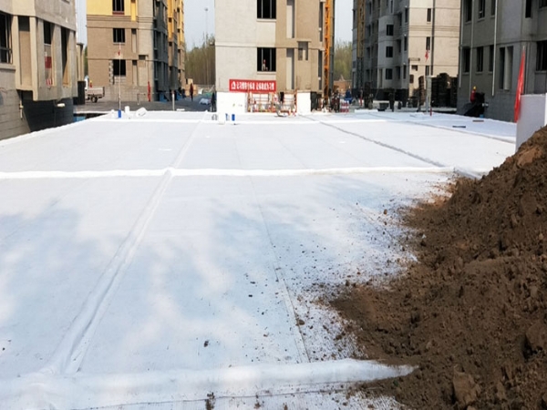 如何區(qū)分不同的土工布種類,規(guī)格,價格？